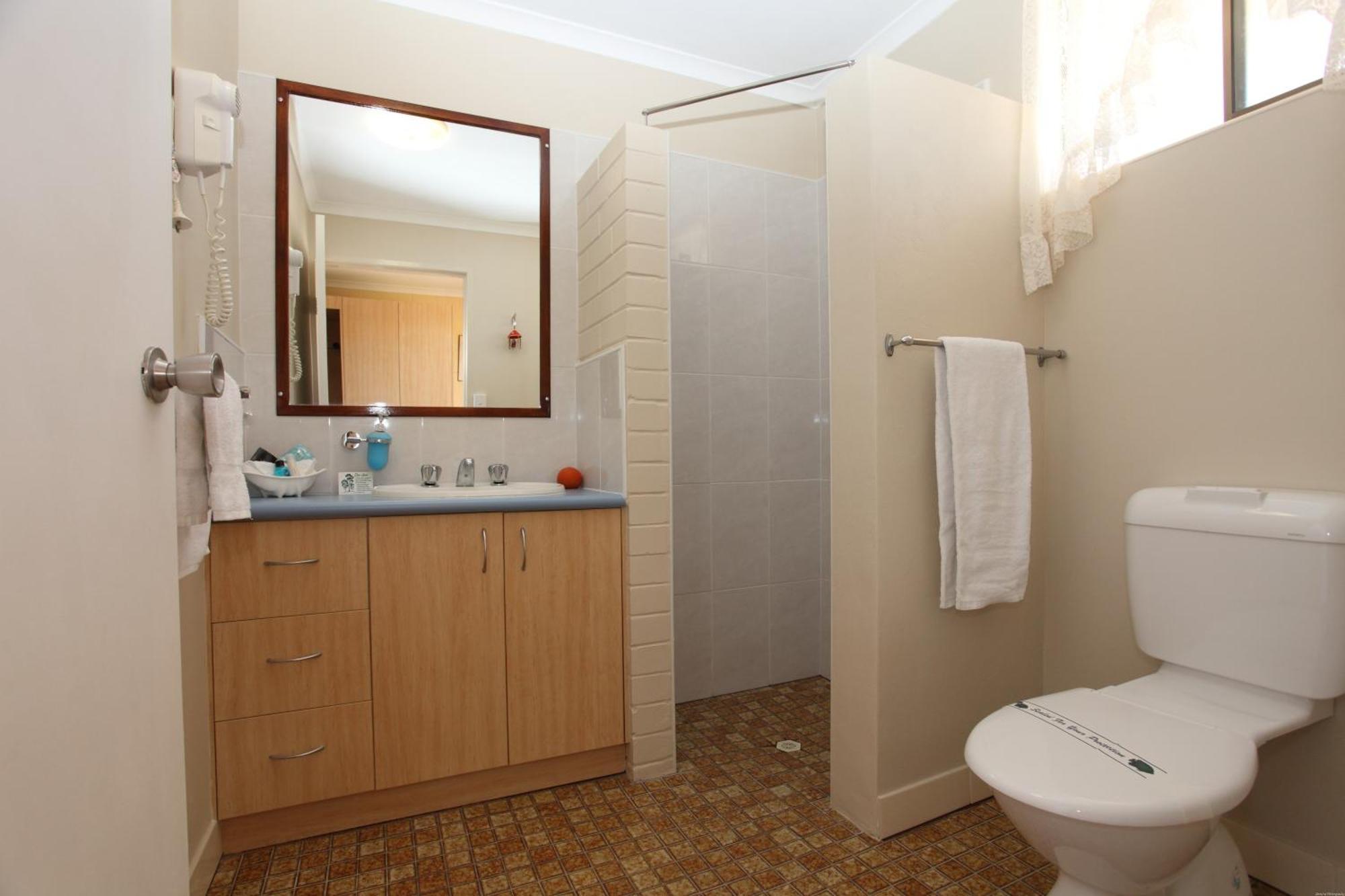 הרווי ביי Pialba Motor Inn מראה חיצוני תמונה