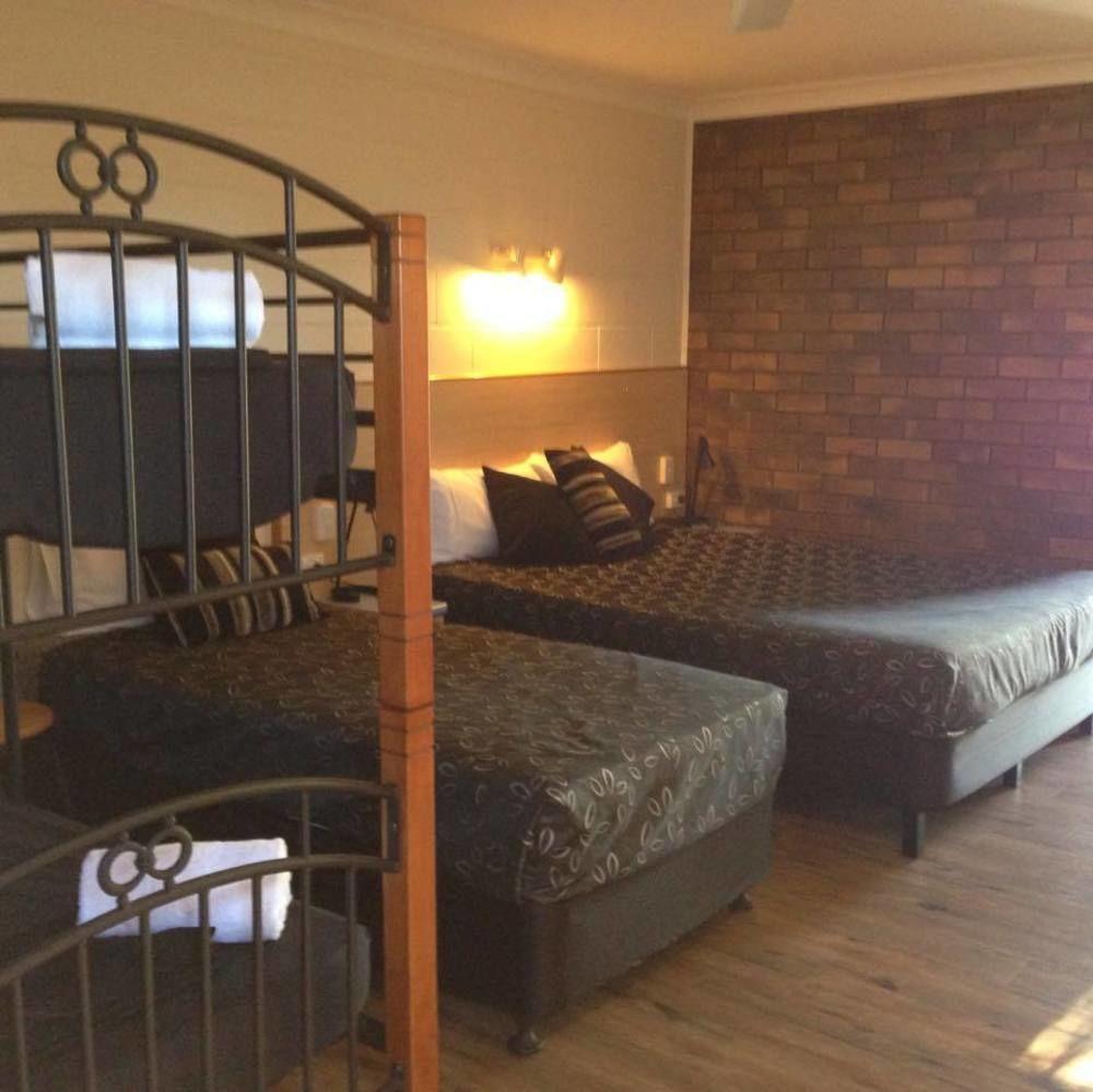 הרווי ביי Pialba Motor Inn מראה חיצוני תמונה
