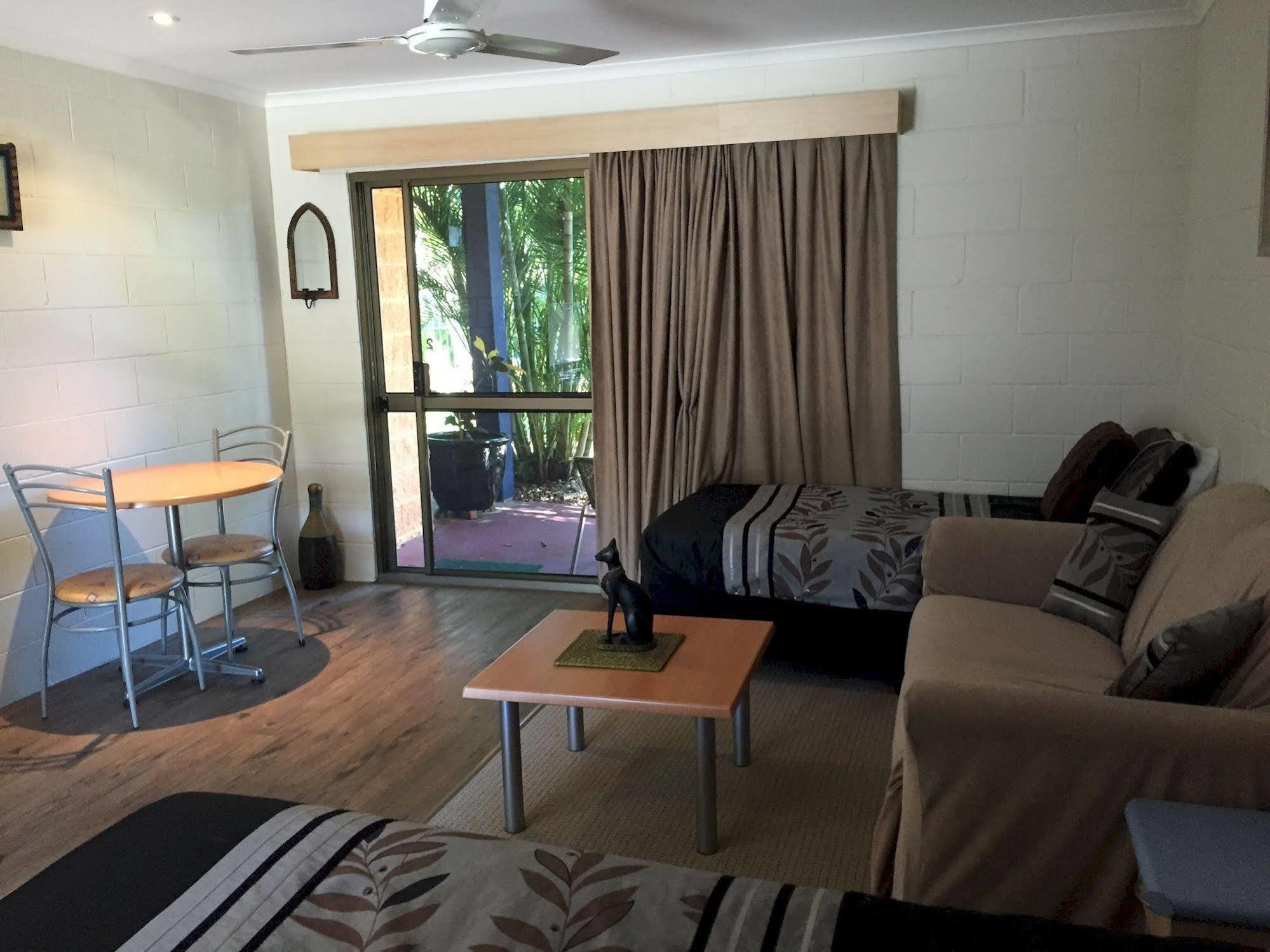 הרווי ביי Pialba Motor Inn מראה חיצוני תמונה