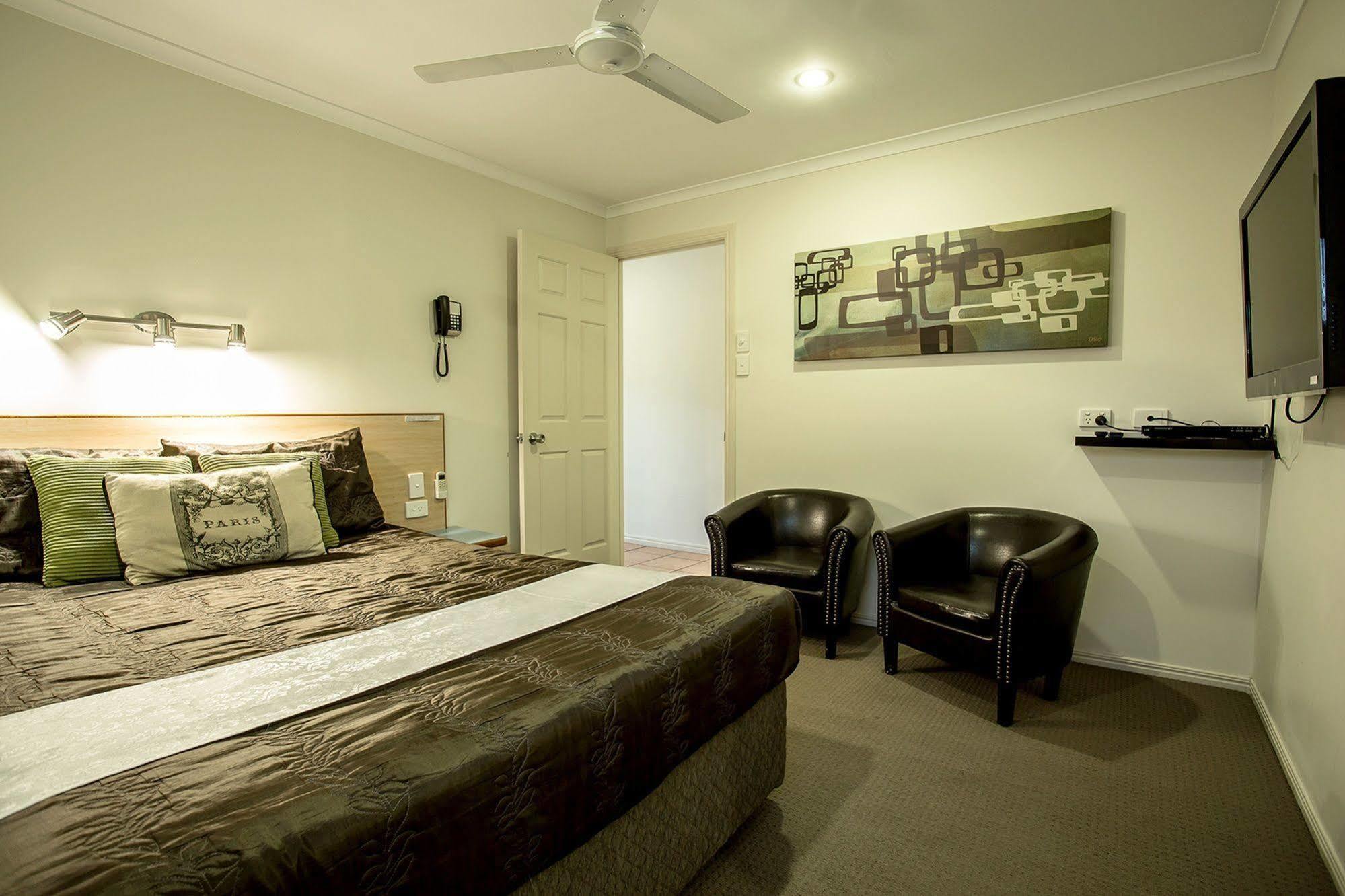 הרווי ביי Pialba Motor Inn מראה חיצוני תמונה